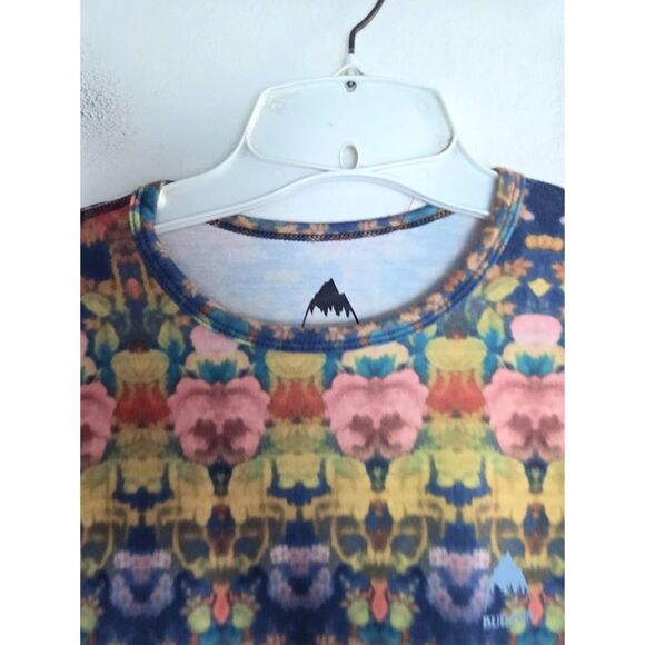 Burton Women Blue & Multicolor Print Winter Base Layer Crew Neck Top sz Medium - Picture 5 of 9